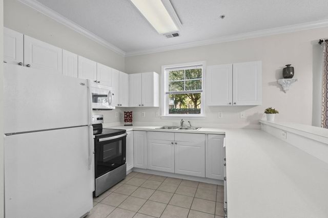 6253 Catalina Dr Unit 411, North Myrtle Beach, SC 29582