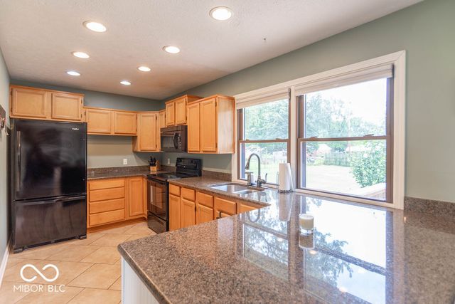 8885 E County Road 600 N, Brownsburg, IN 46112