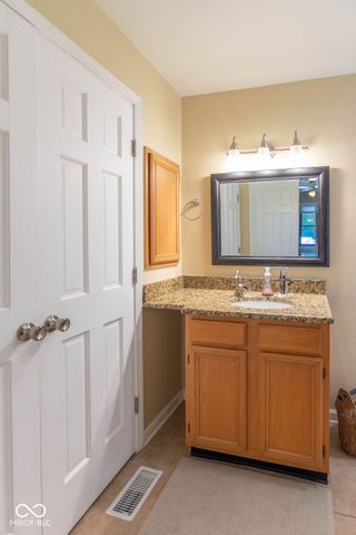 8885 E County Road 600 N, Brownsburg, IN 46112