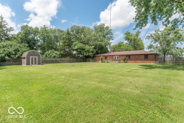8885 E County Road 600 N, Brownsburg, IN 46112