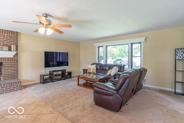 8885 E County Road 600 N, Brownsburg, IN 46112