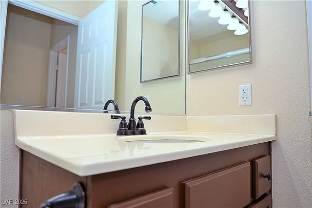 3349 Partridge Run Street, Laughlin, NV 89029