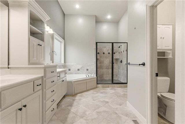 1559 Brompton Lane, Raymore, MO 64083