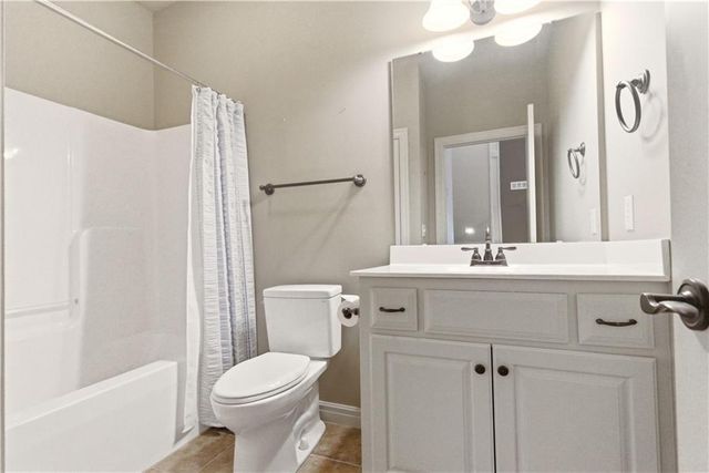 1559 Brompton Lane, Raymore, MO 64083