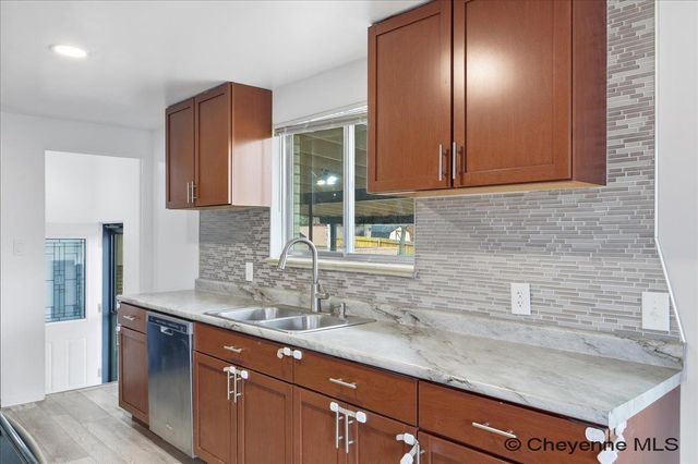 1103 CACTUS HILL RD, Cheyenne, WY 82001