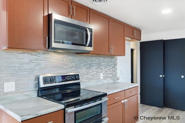 1103 CACTUS HILL RD, Cheyenne, WY 82001