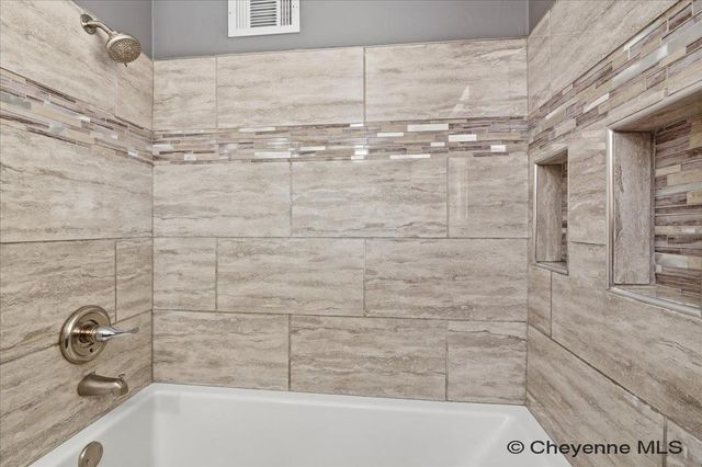 1103 CACTUS HILL RD, Cheyenne, WY 82001