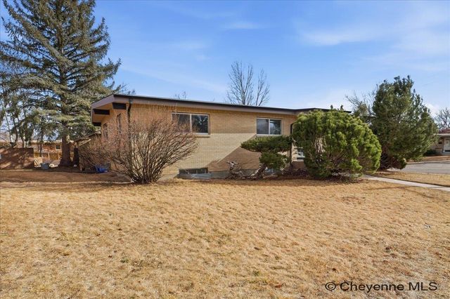 1103 CACTUS HILL RD, Cheyenne, WY 82001