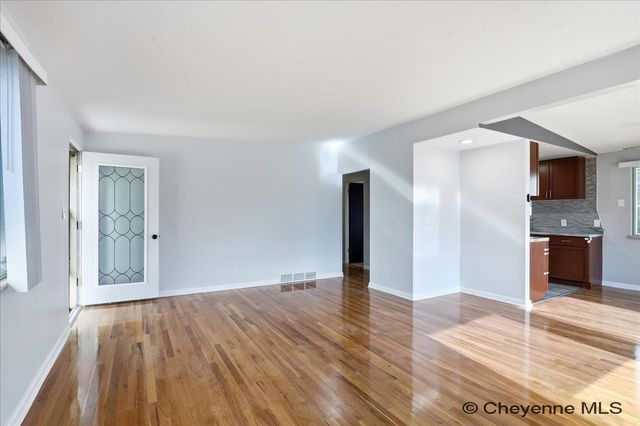 1103 CACTUS HILL RD, Cheyenne, WY 82001