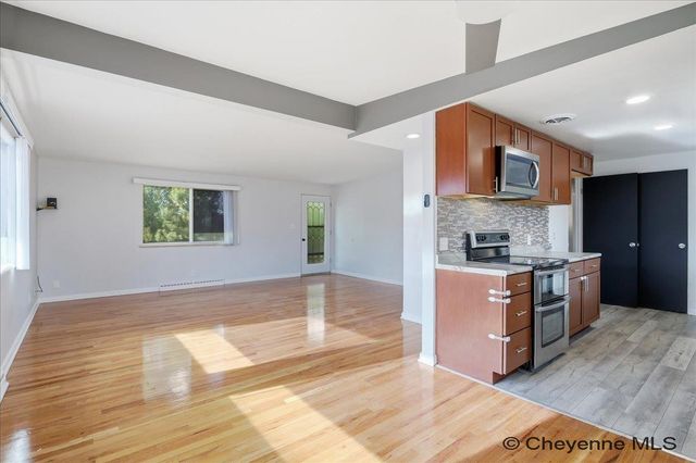 1103 CACTUS HILL RD, Cheyenne, WY 82001