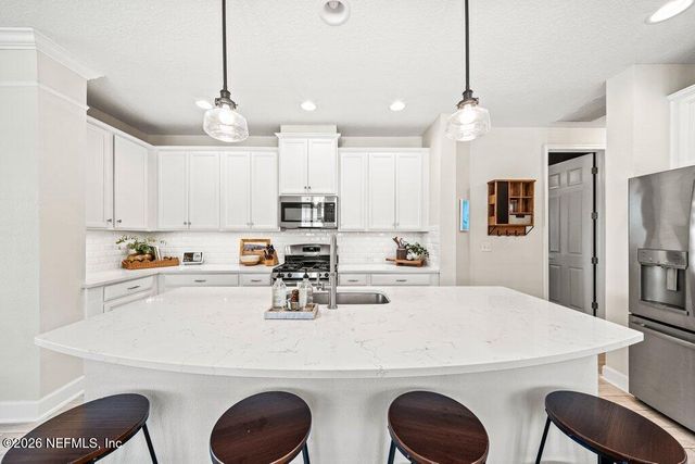 519 VISTA LAKE Circle, Ponte Vedra, FL 32081