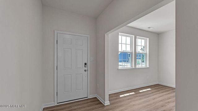 16 Dahlia Court, Bayville, NJ 08721