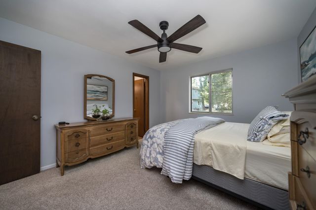 13331 Crane Ridge Drive, Fenton, MI 48430