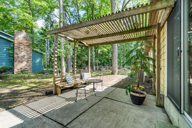 13331 Crane Ridge Drive, Fenton, MI 48430