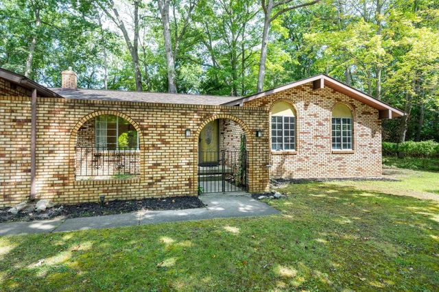 13331 Crane Ridge Drive, Fenton, MI 48430