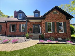 1609 Tall Oaks Drive, Jeffersonville, IN 47130