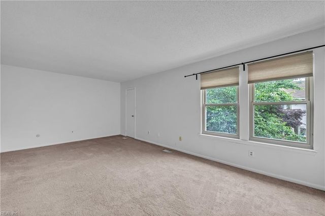 3855 Ocean Tides DR, Virginia Beach, VA 23455