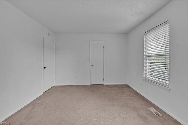 3855 Ocean Tides DR, Virginia Beach, VA 23455