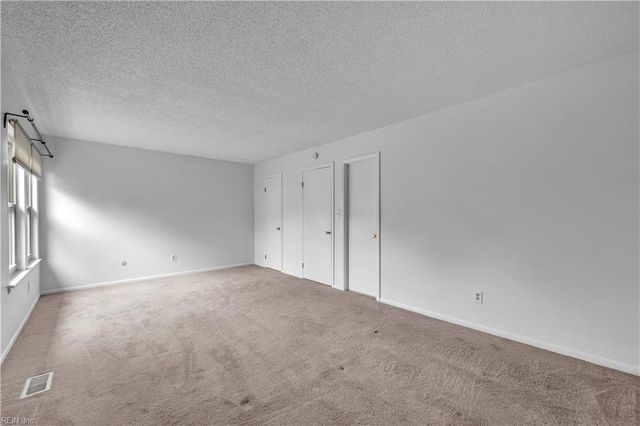 3855 Ocean Tides DR, Virginia Beach, VA 23455