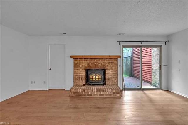 3855 Ocean Tides DR, Virginia Beach, VA 23455