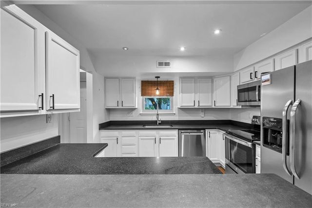 3855 Ocean Tides DR, Virginia Beach, VA 23455