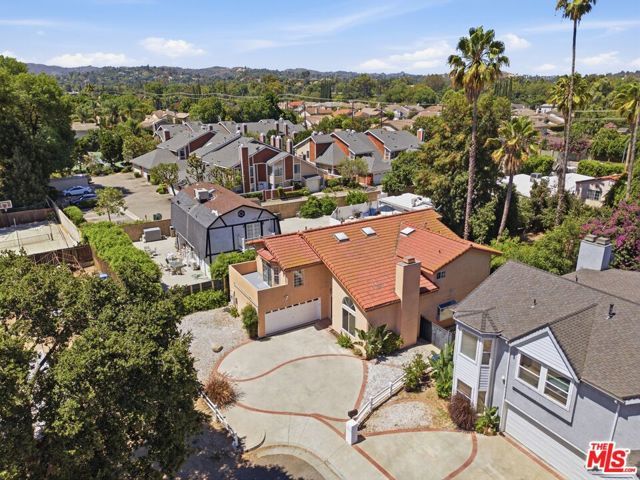 19250 Oxnard Street, Tarzana (los Angeles), CA 91356
