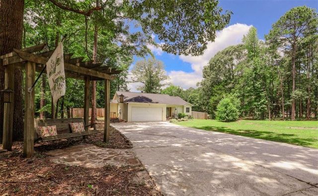 205 Wagon Wheel Trail, Senoia, GA 30276