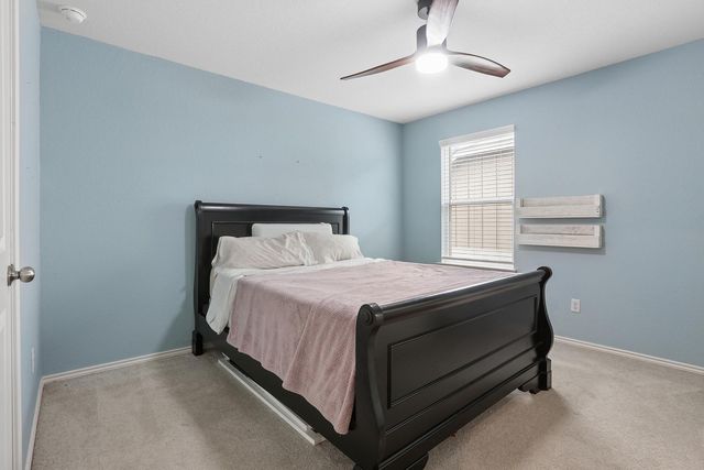 160 Sweetleaf DR, Buda, TX 78610