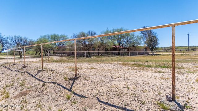 2223 N Ocotillo Road, Benson, AZ 85602