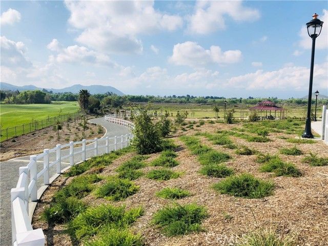 11829 Confluence Dr, Jurupa Valley, CA 91752