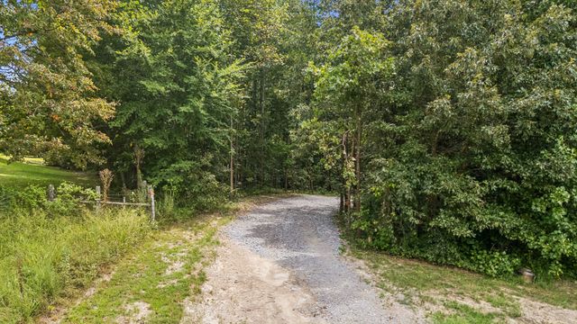 3438 Dobbins Pike, Portland, TN 37148