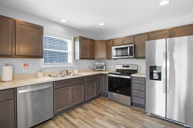 355 Wabash Circle, Chandler, IN 47610