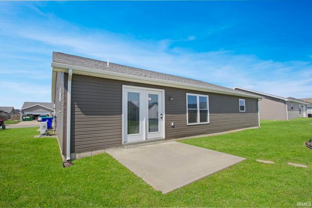 355 Wabash Circle, Chandler, IN 47610