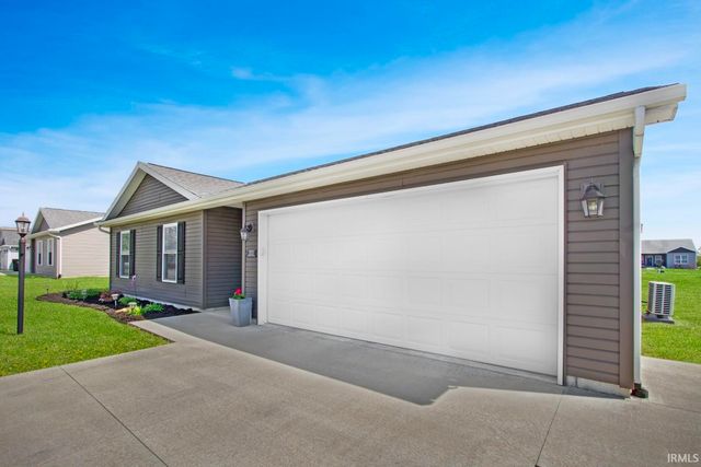 355 Wabash Circle, Chandler, IN 47610