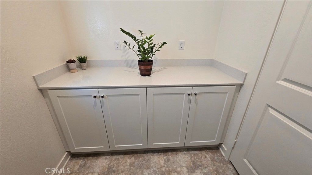 Image 24 of property listing at 906 Lemon Drive, Pomona, CA 91768