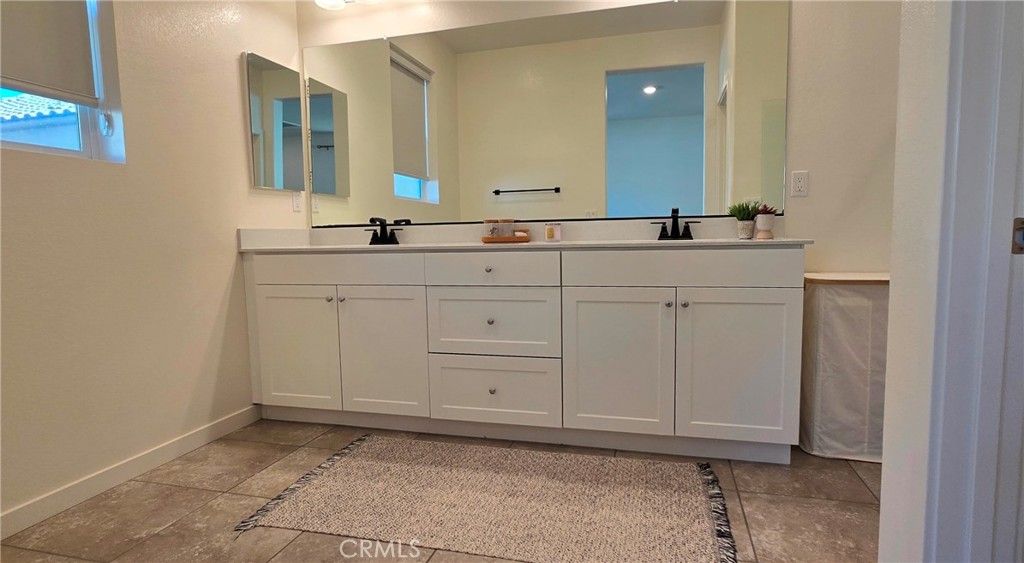 Image 31 of property listing at 906 Lemon Drive, Pomona, CA 91768