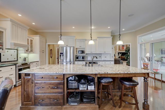 3018 Jessica Drive, Joplin, MO 64804