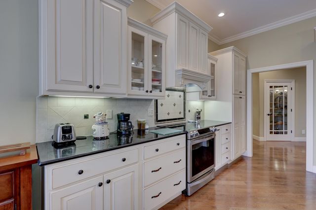 3018 Jessica Drive, Joplin, MO 64804