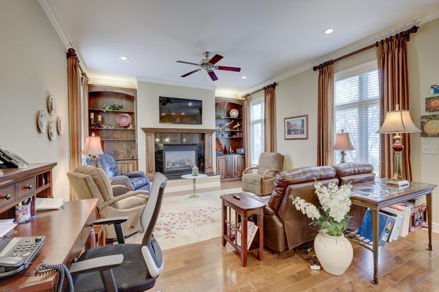 3018 Jessica Drive, Joplin, MO 64804