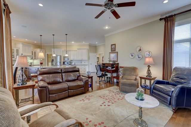 3018 Jessica Drive, Joplin, MO 64804