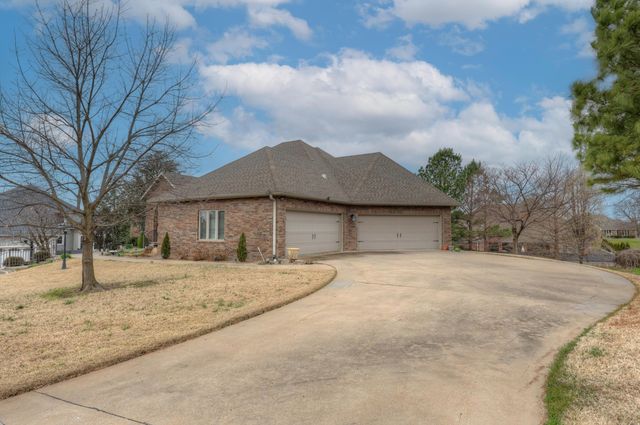 3018 Jessica Drive, Joplin, MO 64804