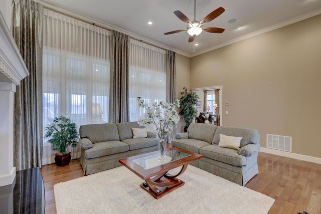 3018 Jessica Drive, Joplin, MO 64804