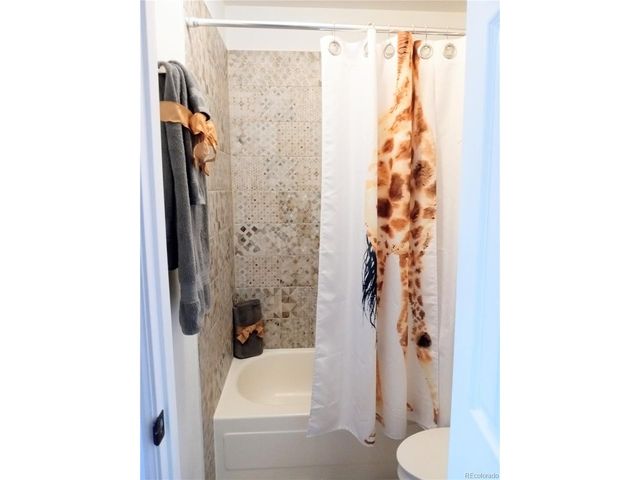 2756 E Nichols Cir, Centennial, CO 80122