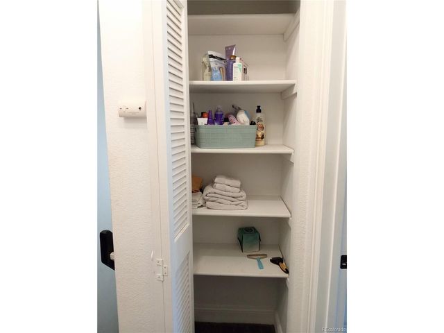 2756 E Nichols Cir, Centennial, CO 80122