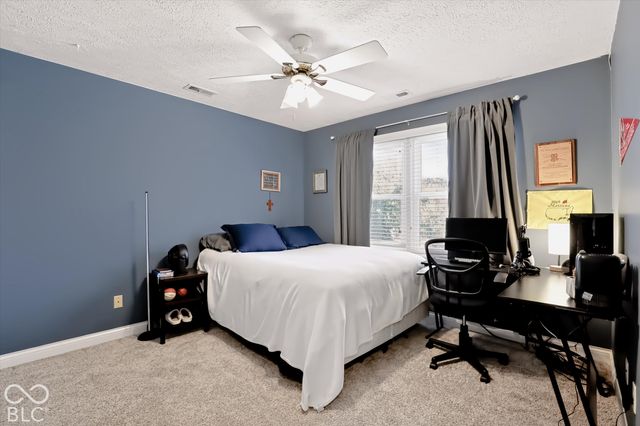225 Deer Trace Court, Pittsboro, IN 46167