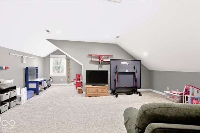 225 Deer Trace Court, Pittsboro, IN 46167
