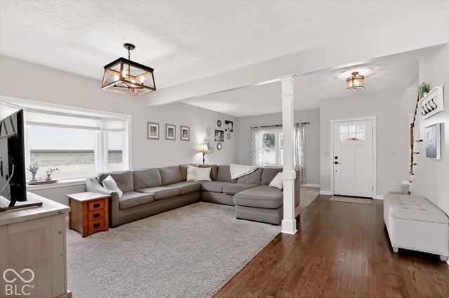 225 Deer Trace Court, Pittsboro, IN 46167