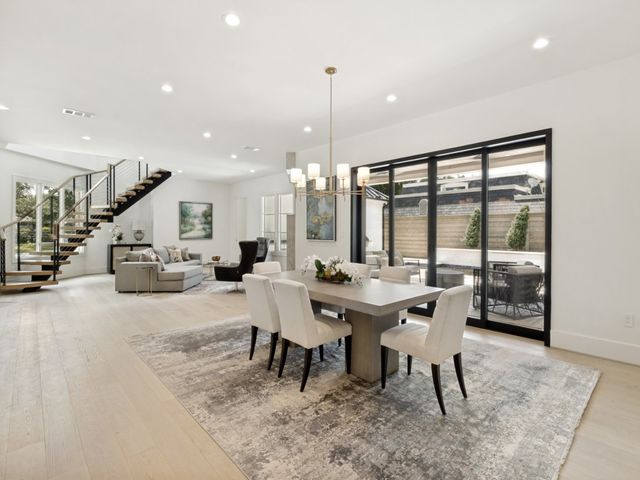 9539 Boedeker Drive, Dallas, TX 75225