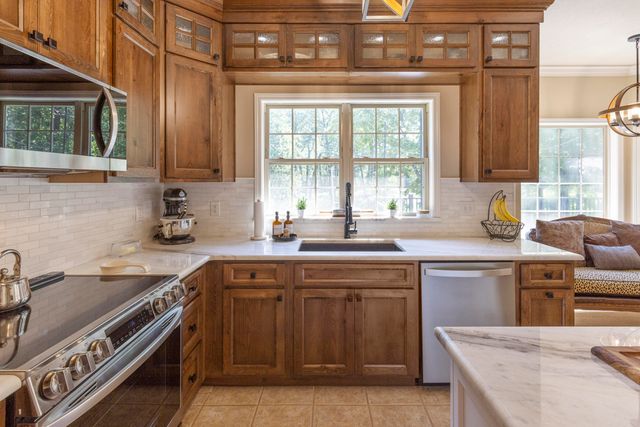 1663 Dilar Drive, Grove, OK 74344