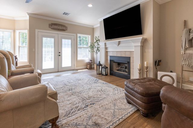 1663 Dilar Drive, Grove, OK 74344